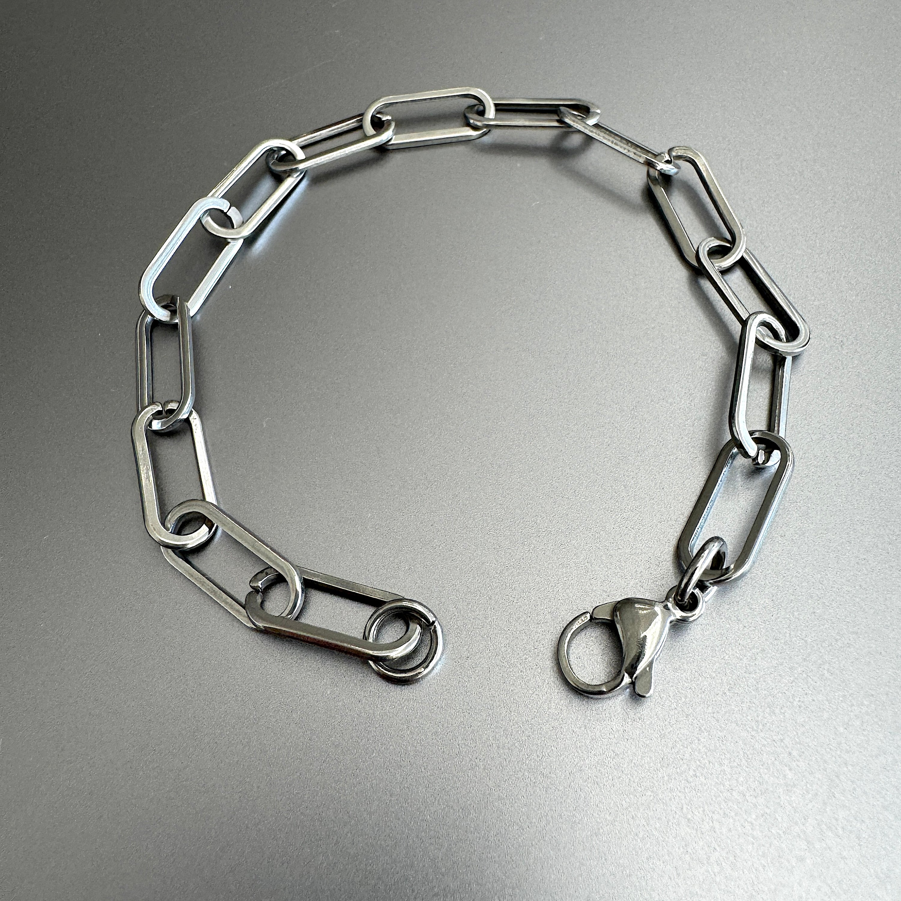 Slim Clip Chain Bracelet