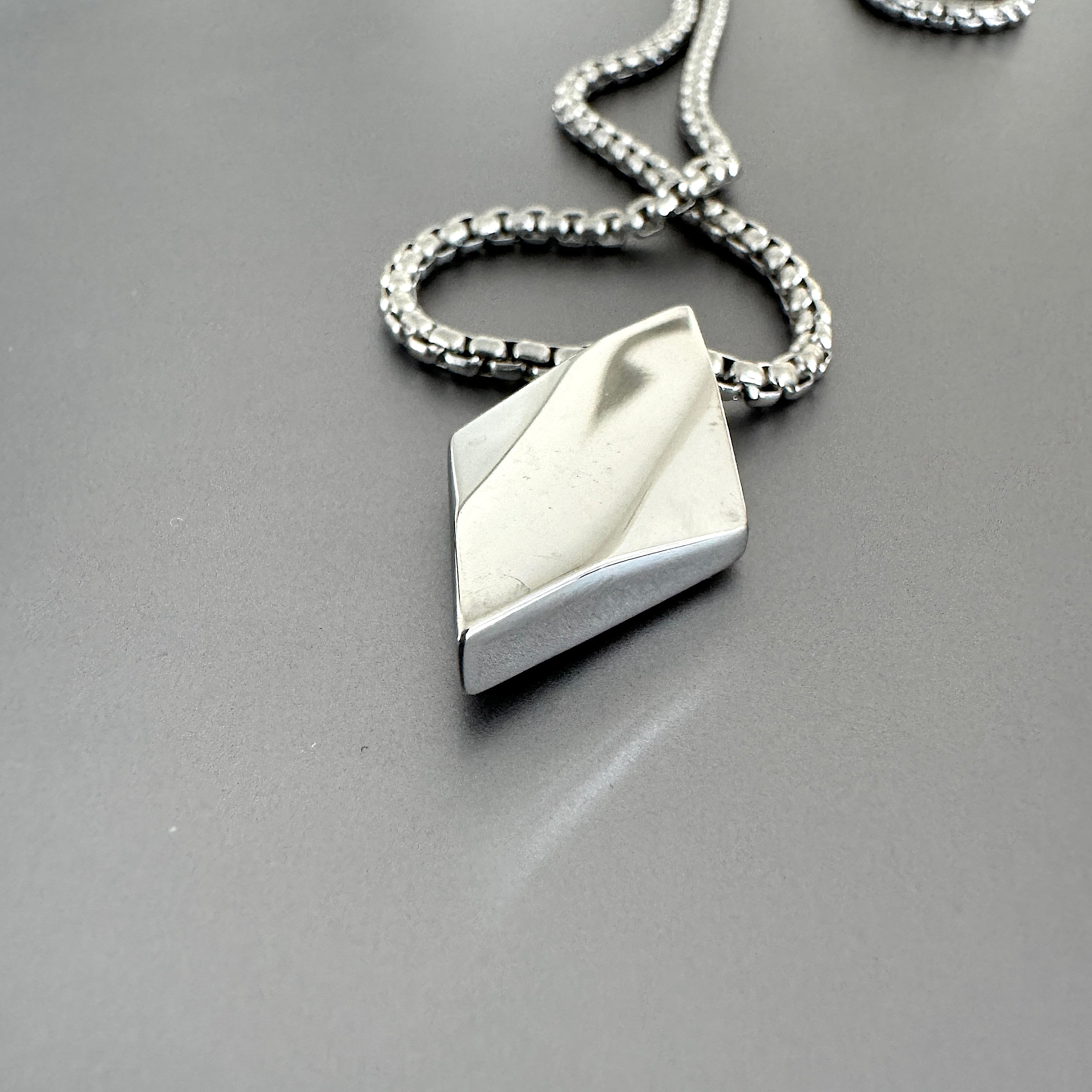 Rhombus Pendant