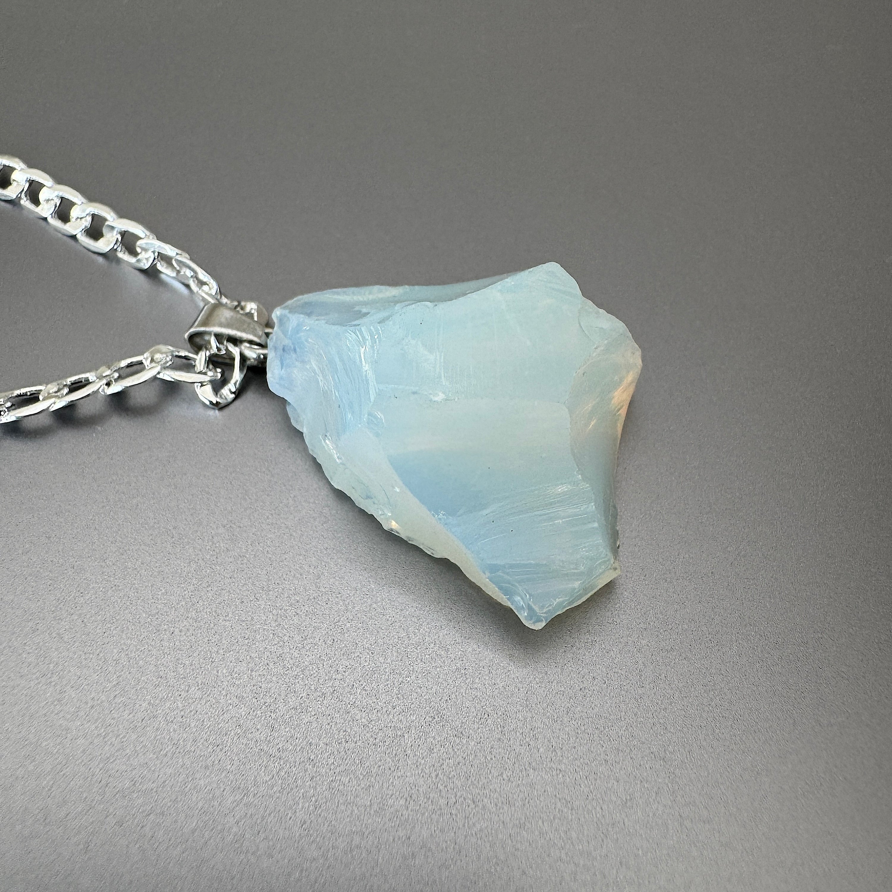 PAXPARIS Quartz Pendant Necklace Q2