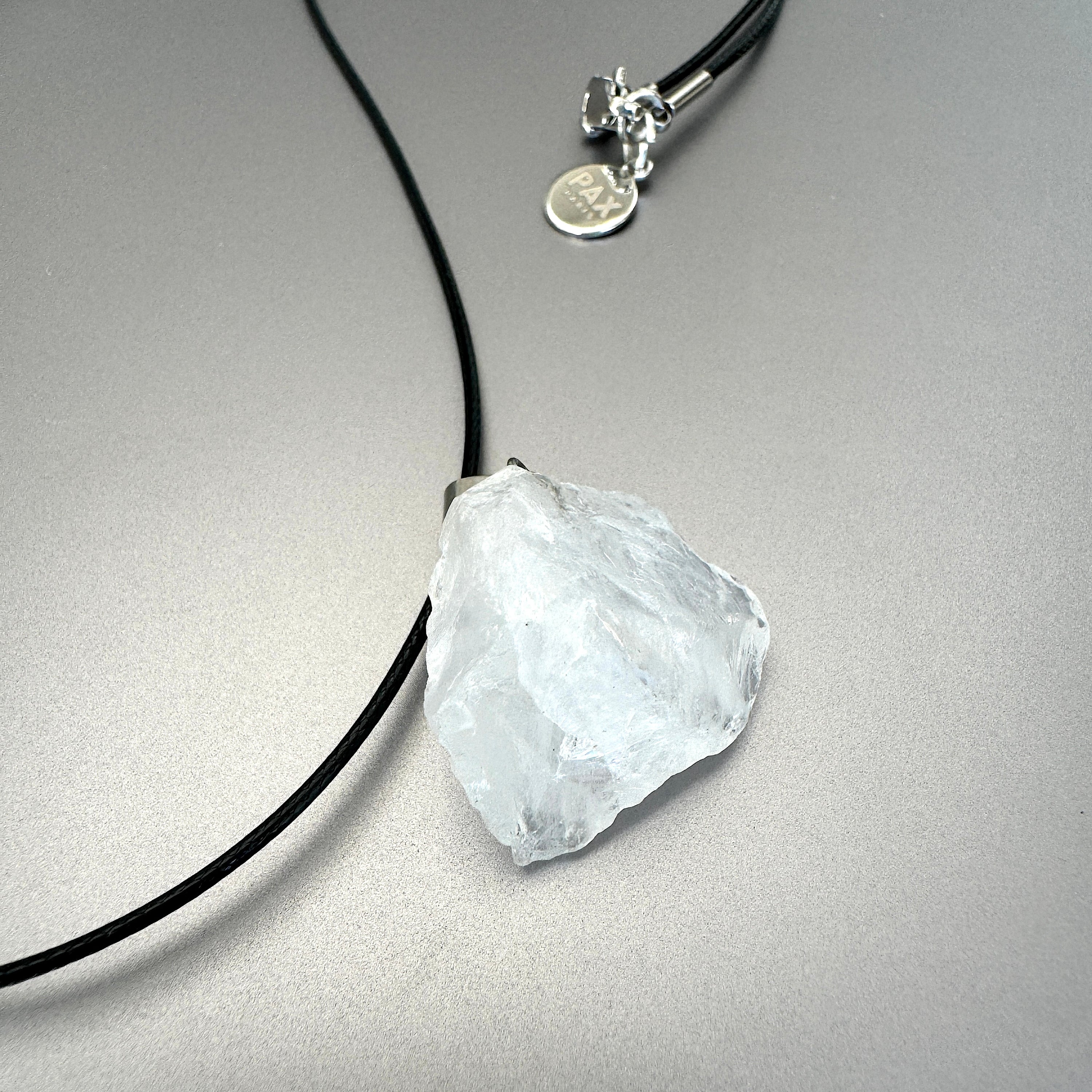 PAXPARIS Quartz Pendant Necklace Q7