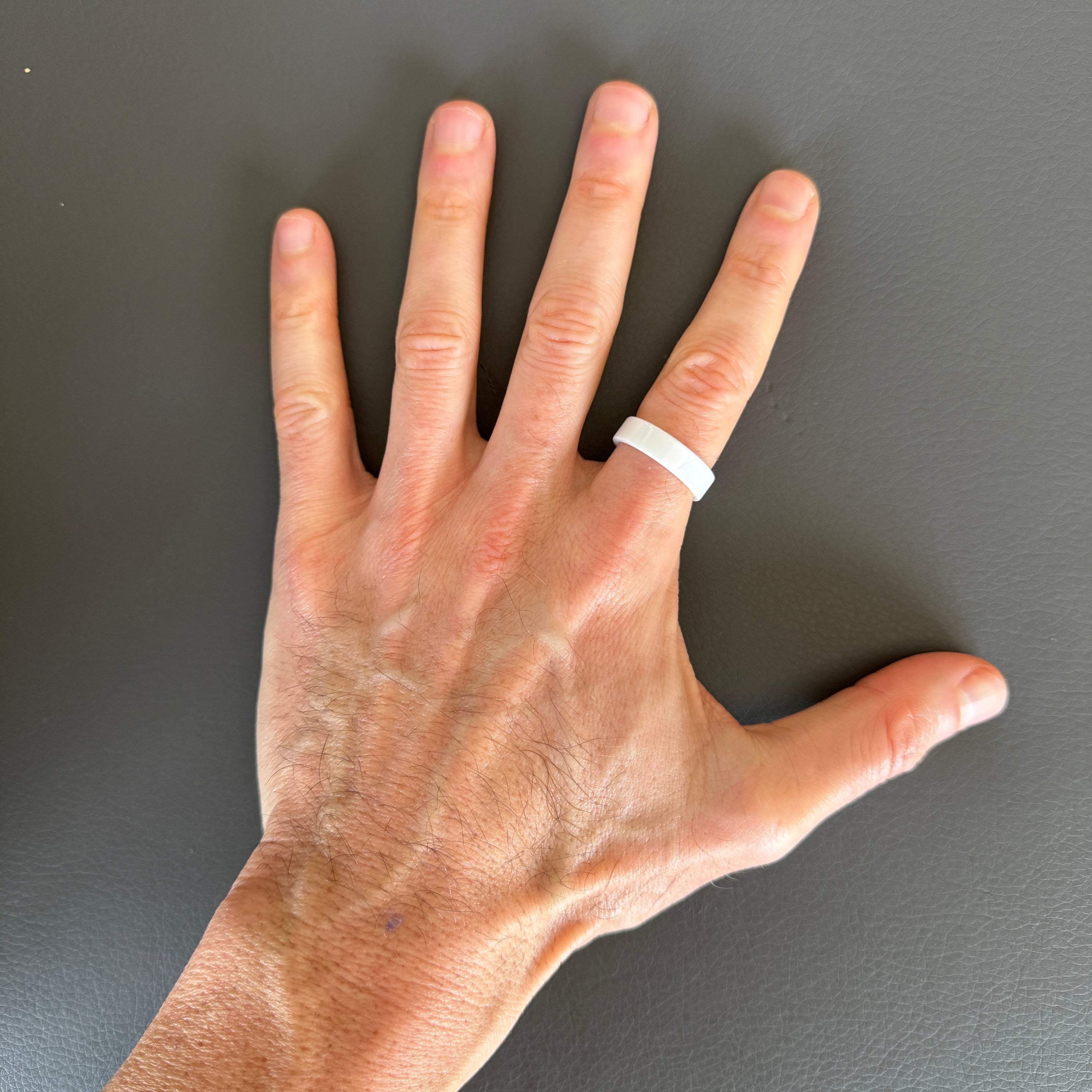 White Ceramic Ring, 6mm