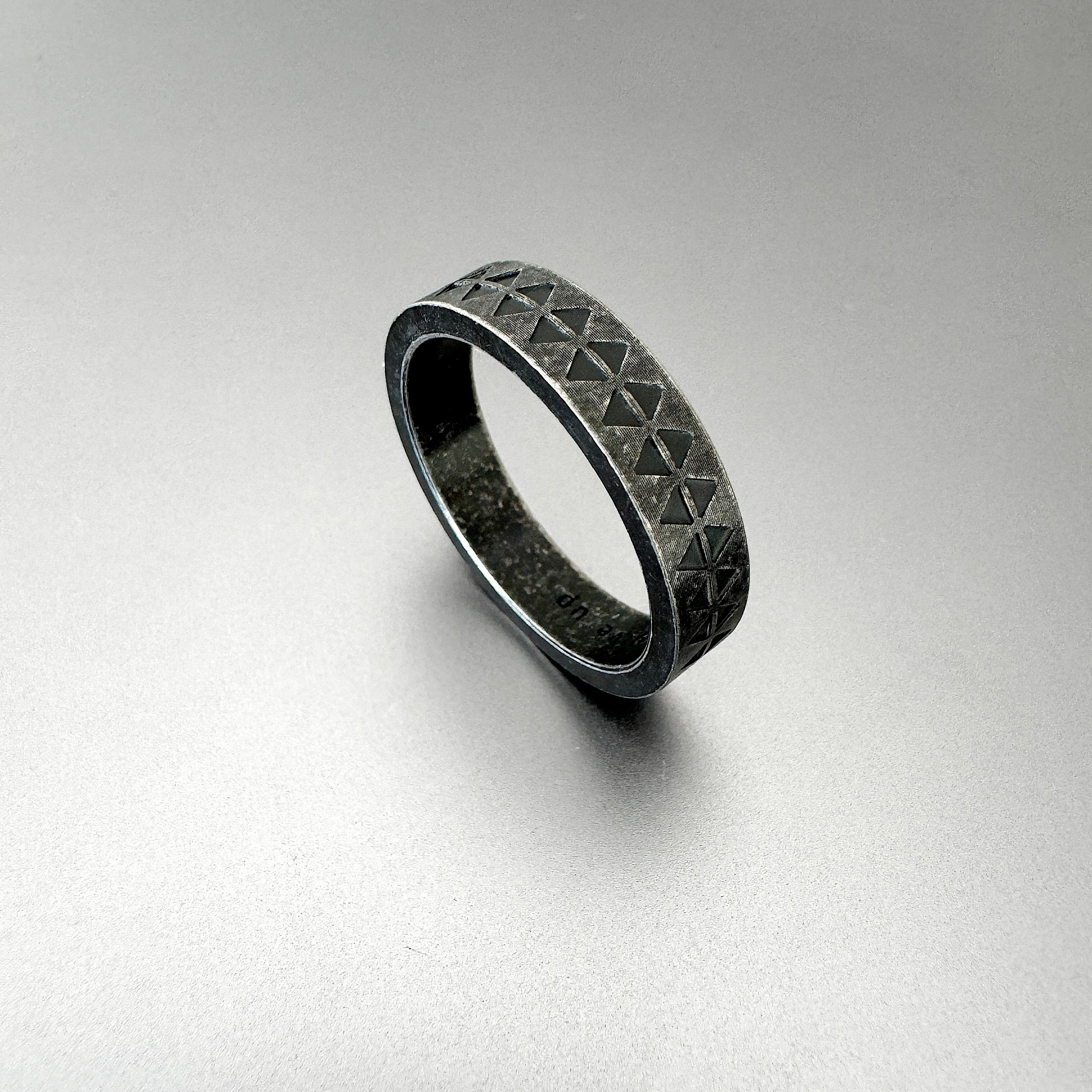 Etched Triangles Ring