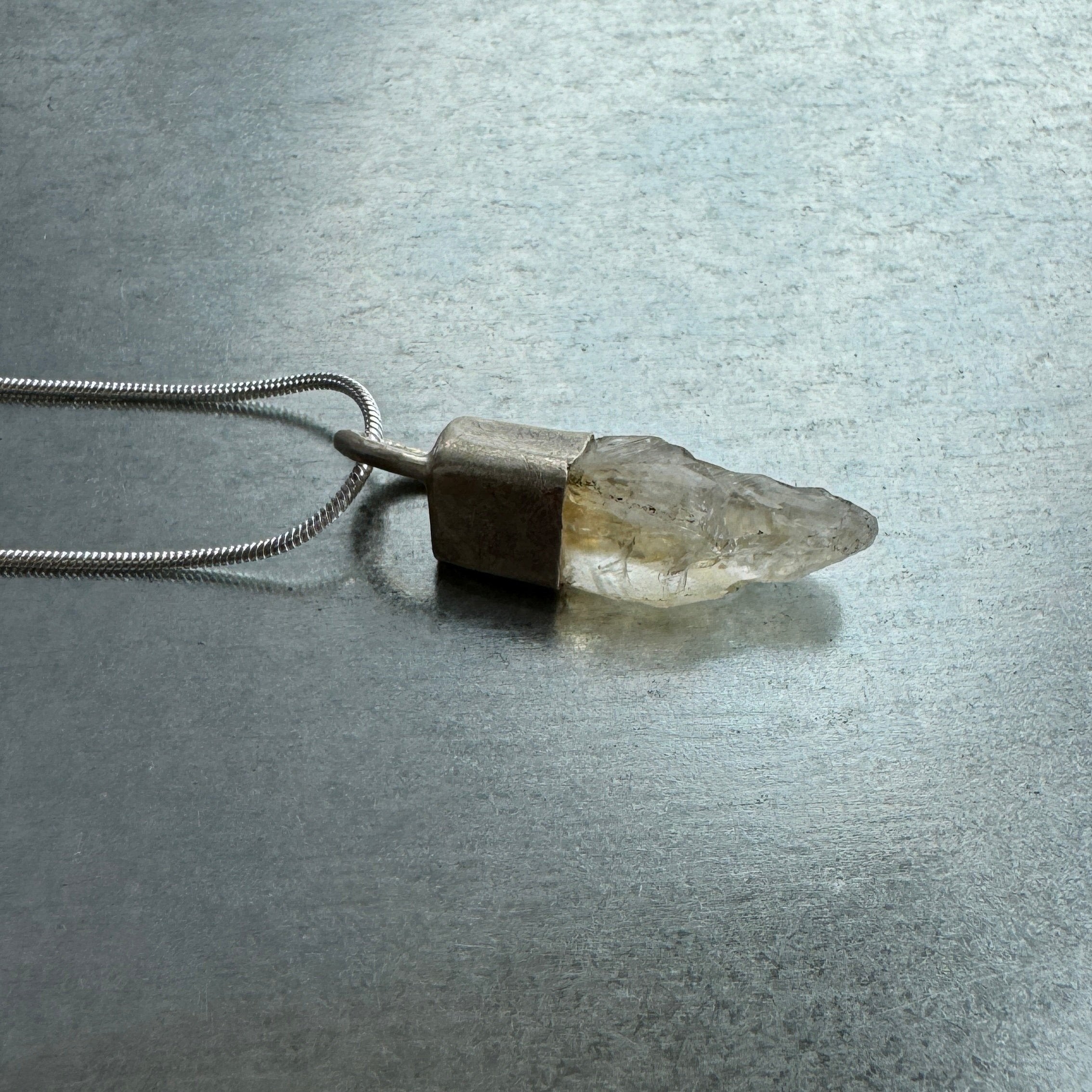 Quartz natural pendant necklace 