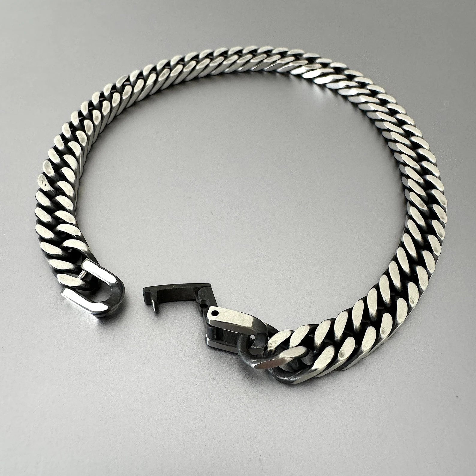 Stainless Steel Bracelet - Compact with Clasp